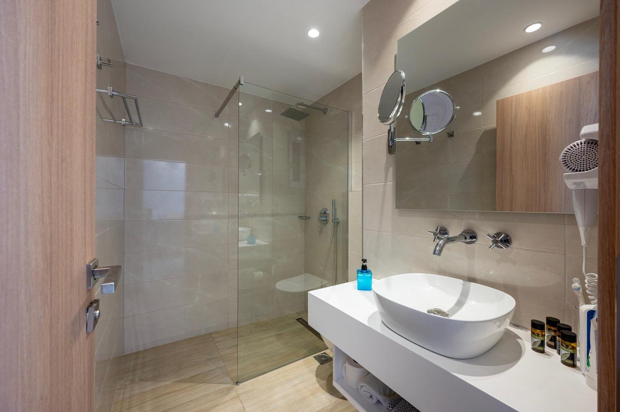 Poseidon Deluxe Apartments Città di Kos Esterno foto